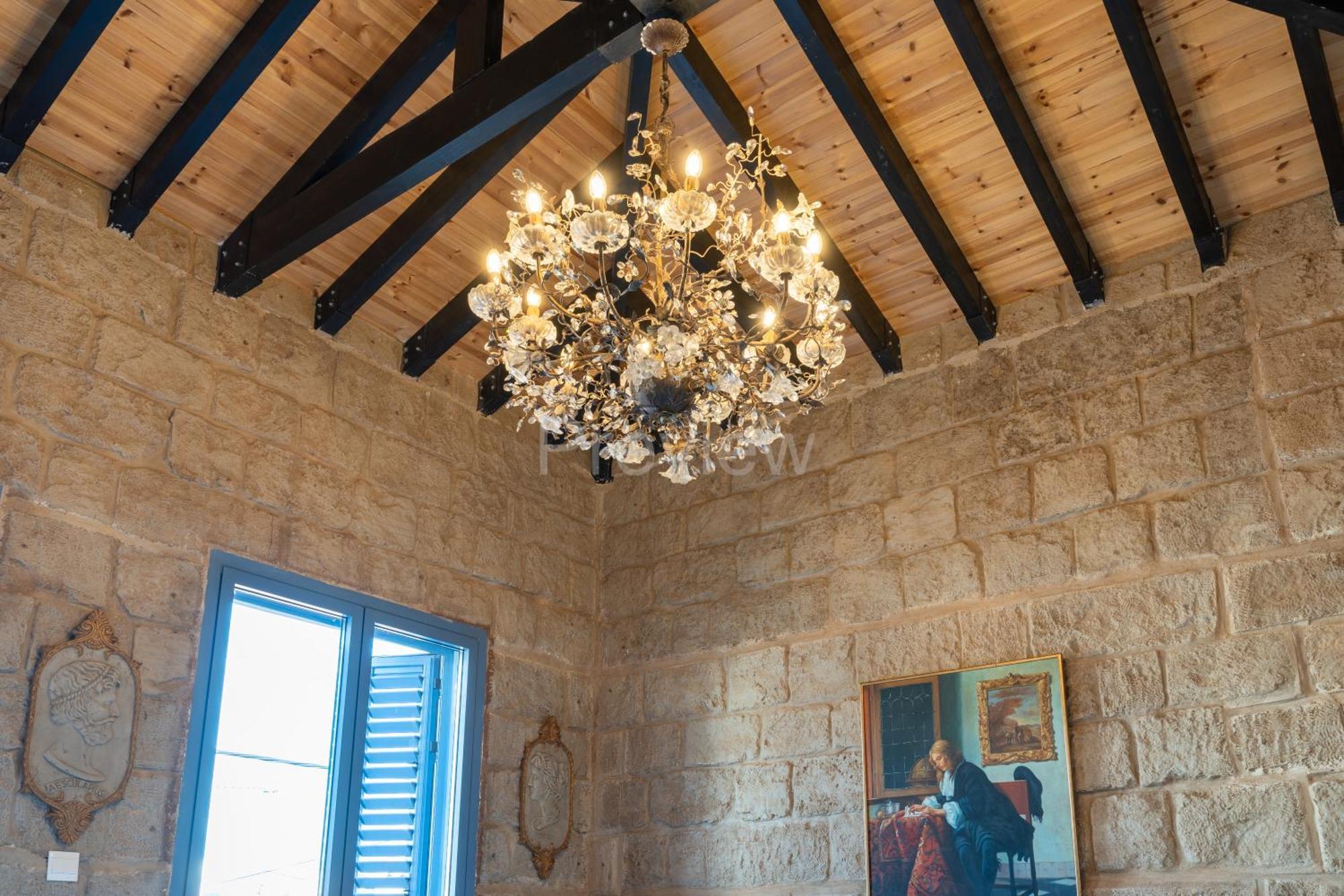Le Voyageur By The Sea - Furnished Rooms Larnaca Bagian luar foto